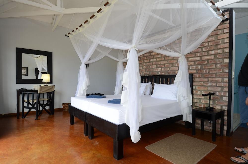 Gondwana Etosha Safari Lodge Okaukuejo Exterior foto