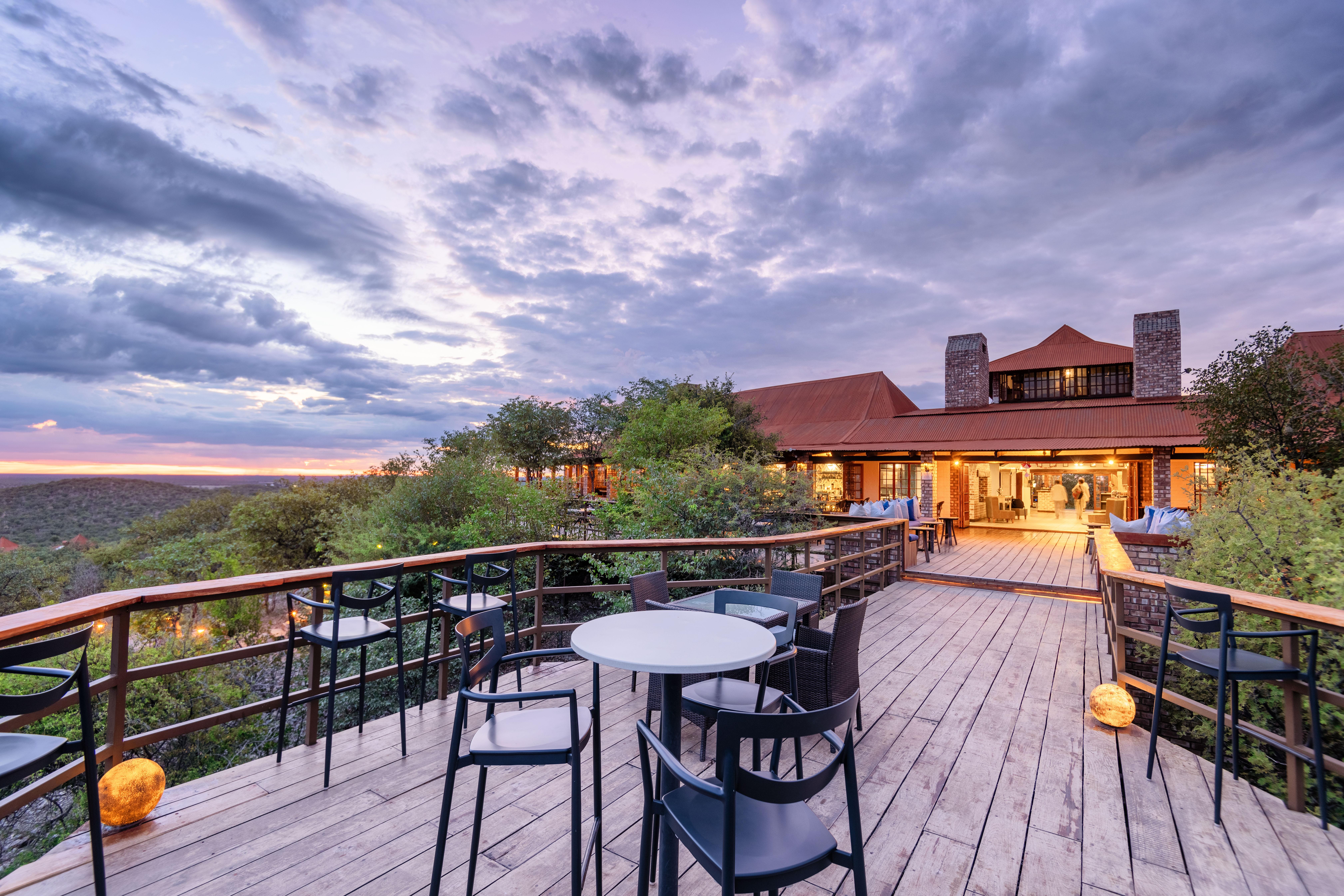 Gondwana Etosha Safari Lodge Okaukuejo Exterior foto