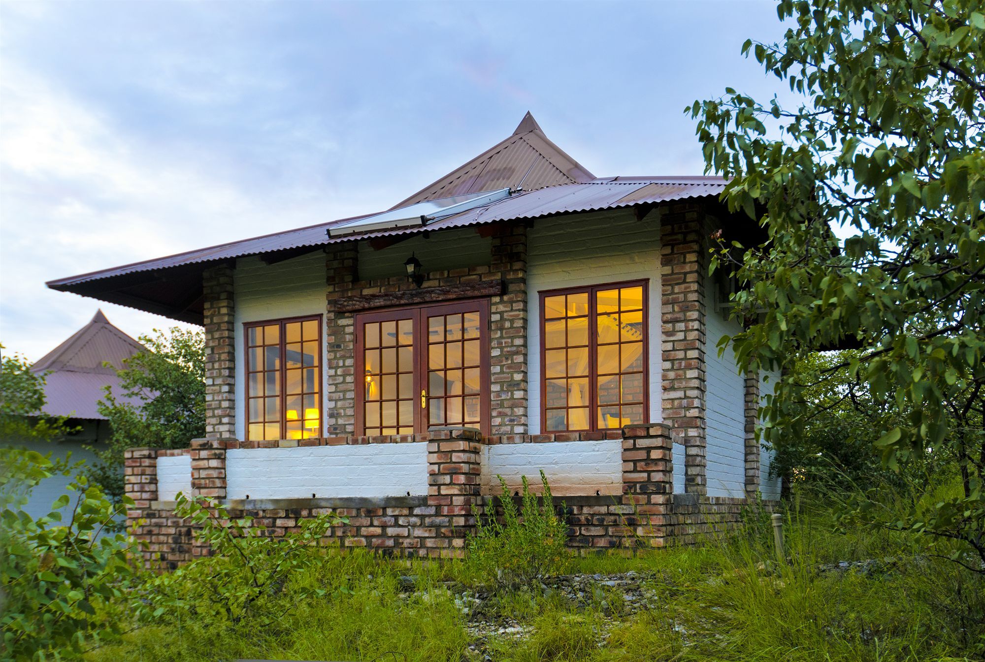 Gondwana Etosha Safari Lodge Okaukuejo Exterior foto