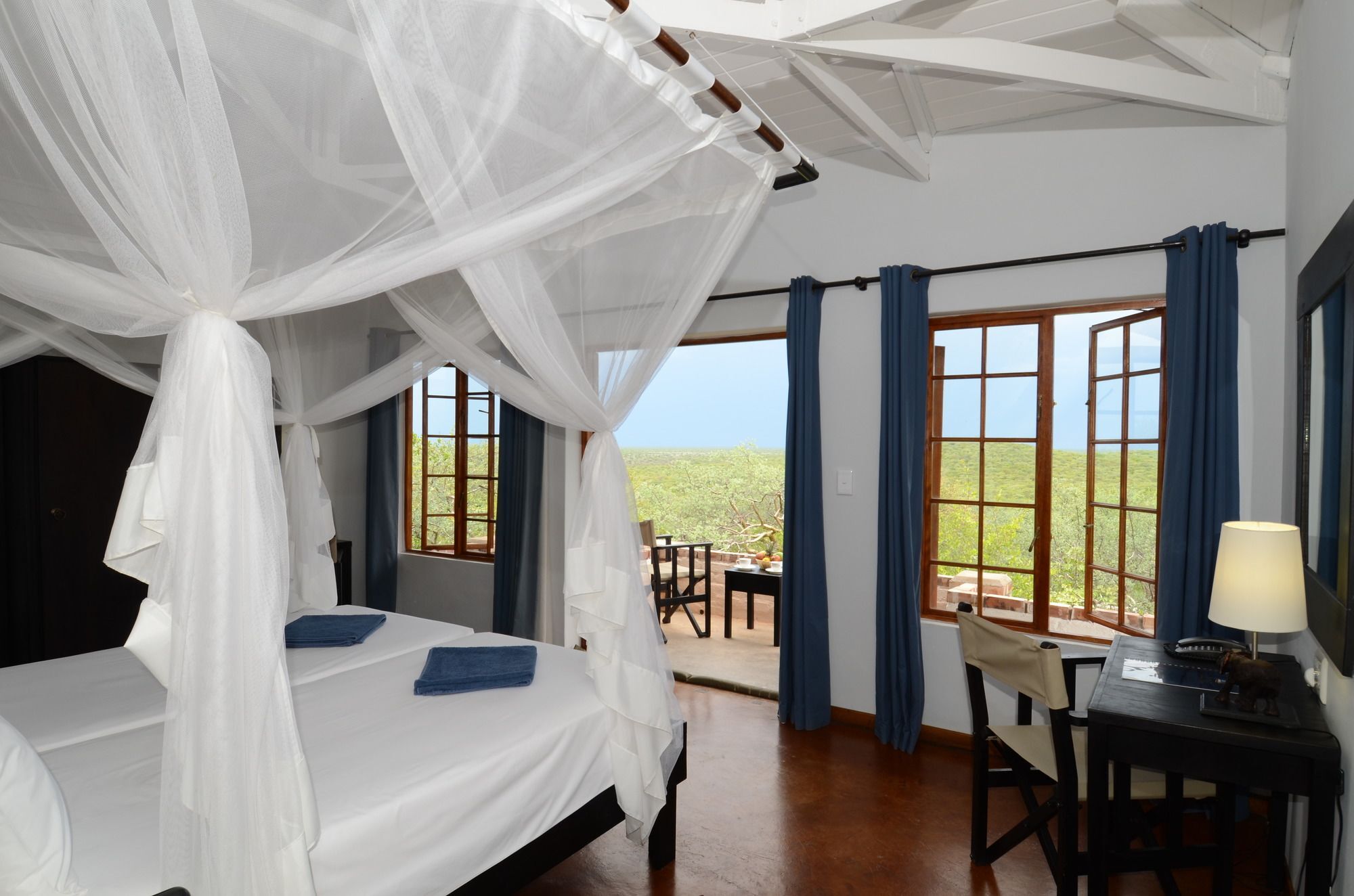 Gondwana Etosha Safari Lodge Okaukuejo Exterior foto