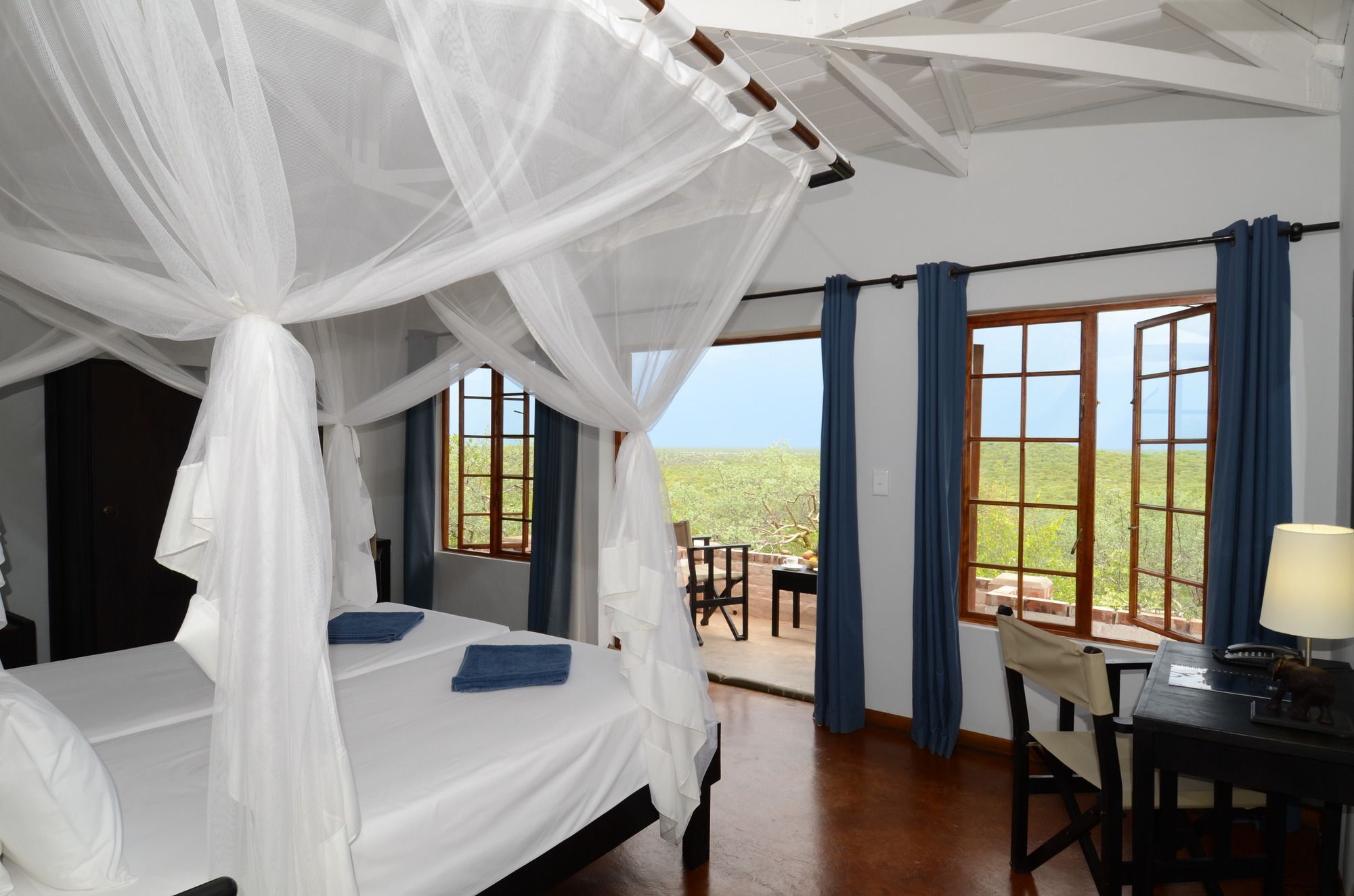 Gondwana Etosha Safari Lodge Okaukuejo Exterior foto
