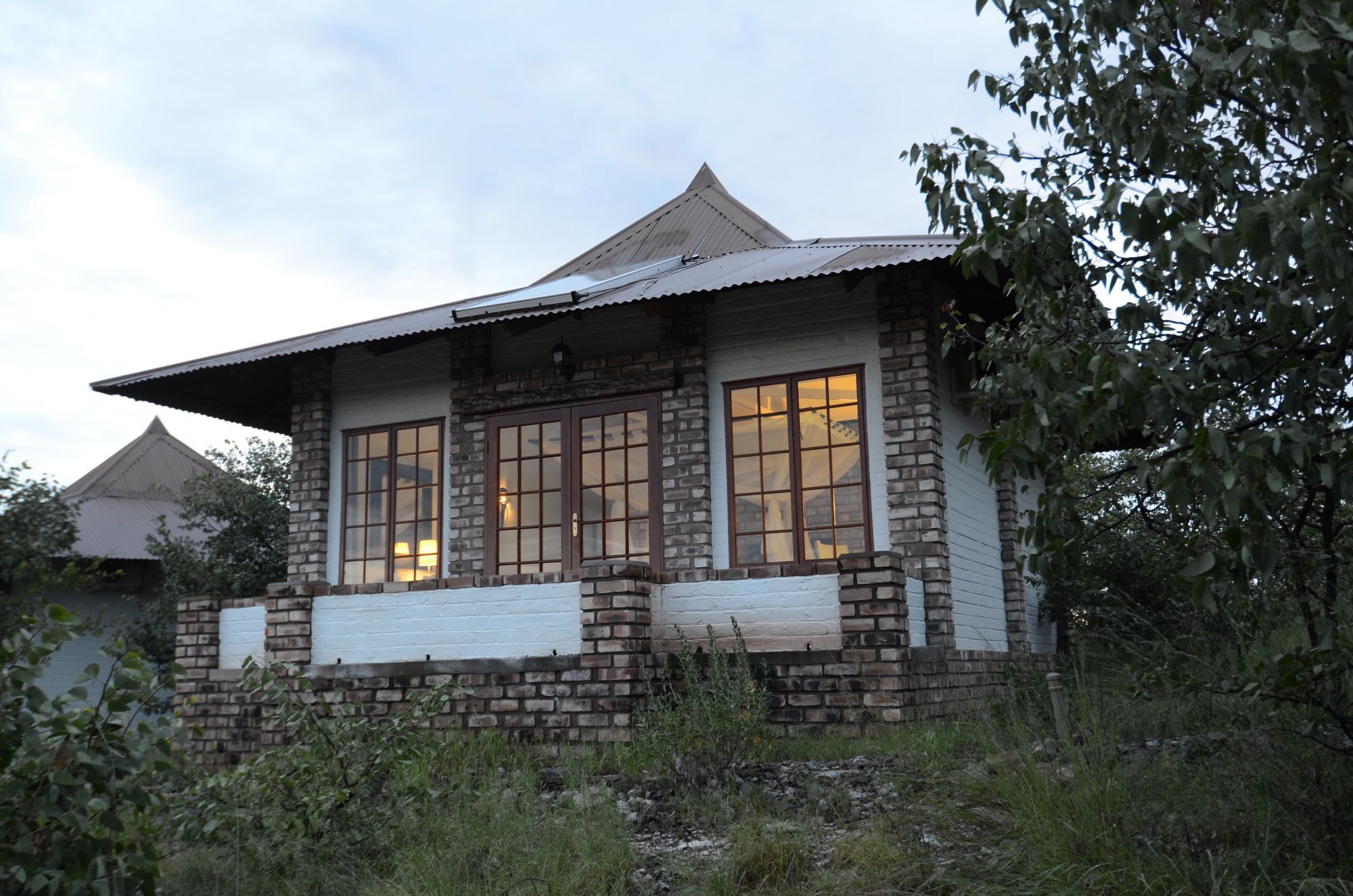 Gondwana Etosha Safari Lodge Okaukuejo Exterior foto