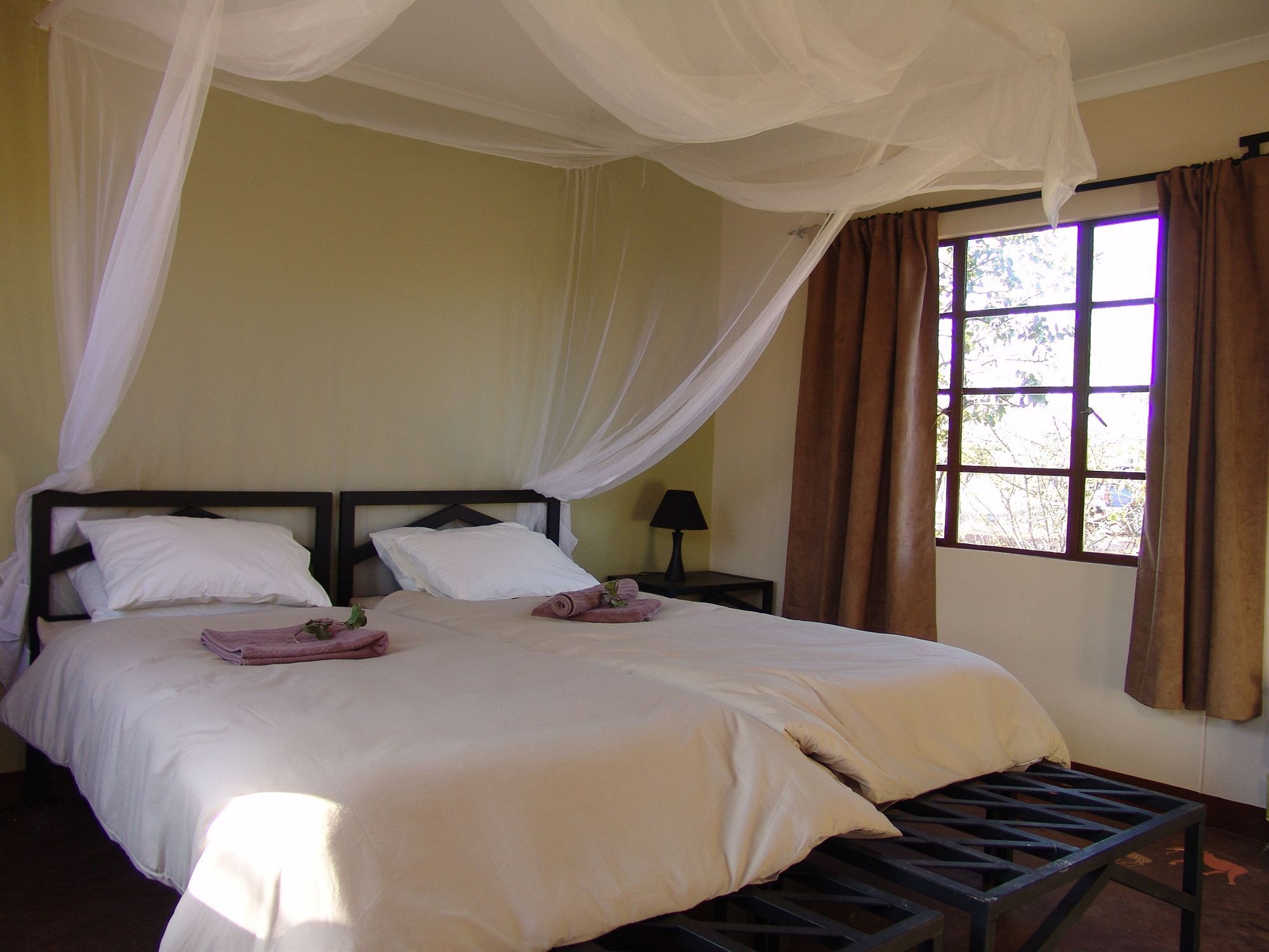 Gondwana Etosha Safari Lodge Okaukuejo Exterior foto