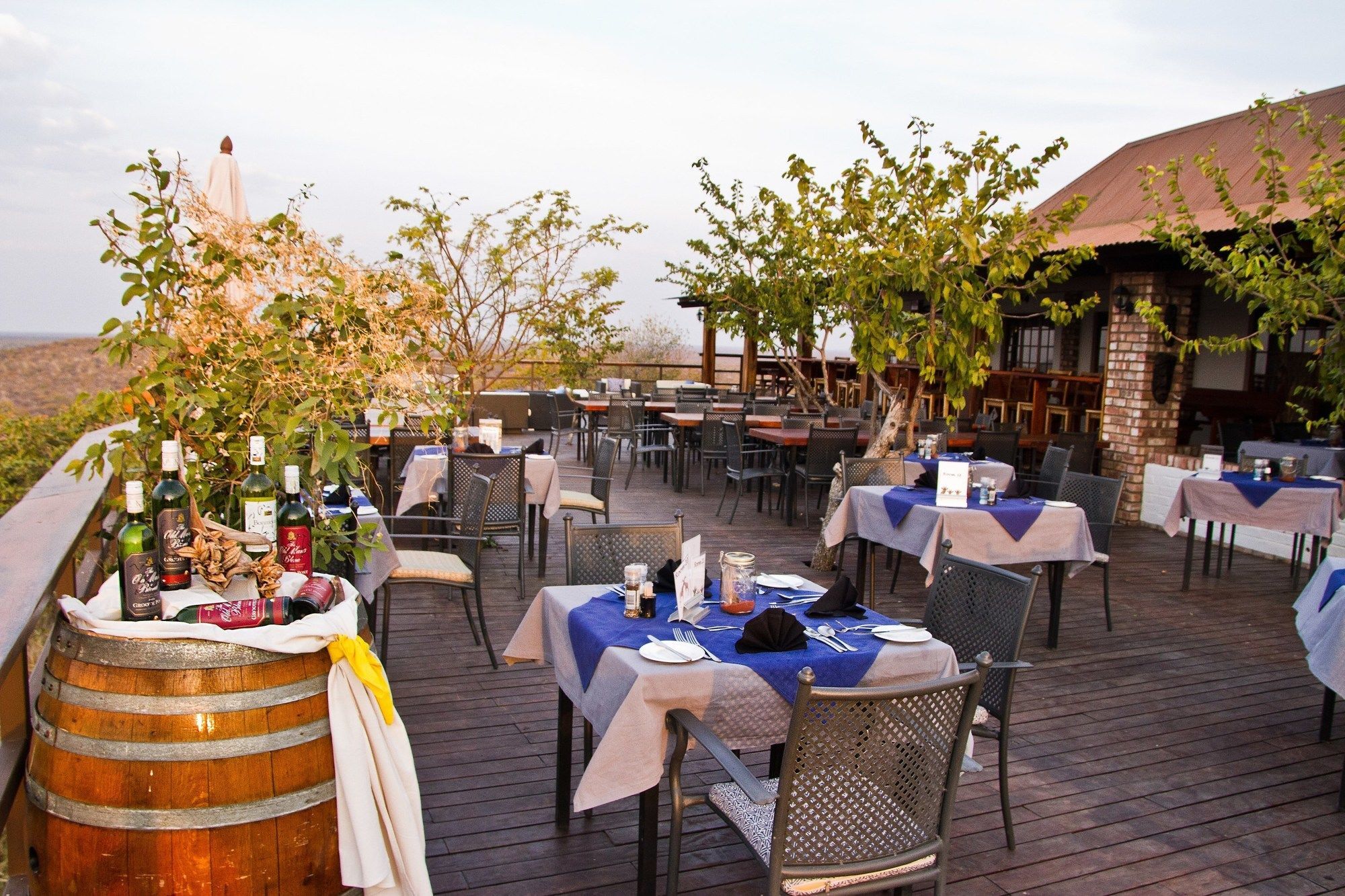 Gondwana Etosha Safari Lodge Okaukuejo Exterior foto